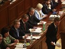 Vláda Andreje Babie na schzi Snmovny, která bude hlasovat o dve. (10. 1....