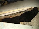 V byt v erveném Kostelci se propadla podlaha (15.1.2018).