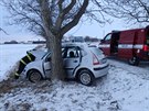 Nehoda osobnho vozu v Libicch na Hradecku (16.1.2018).