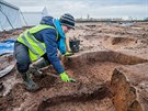 Archeologové našli pod budoucí dálnicí D11 mezi Hradcem Králové a Jaroměří...