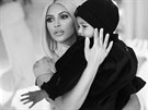 Kim Kardashianová a její syn Saint (2018)