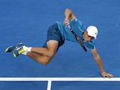 V OBT͎N POZICI. Alex de Minaur v prvnm kole Australian Open.
