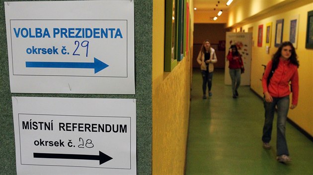 Referendum o Vdeln kolond se v Karlovch Varech uskutenilo v lednu spolu s prezidentskmi volbami.
