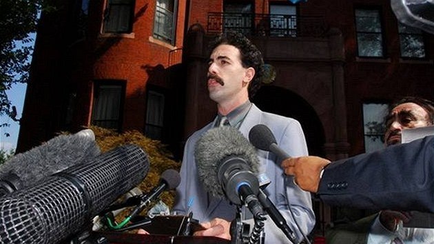 Sacha Baron Cohen na snmku z filmu Borat (2006)