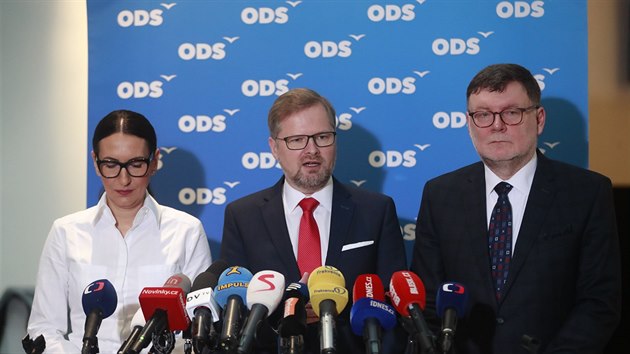 Veden� ODS p�ed jedn�n�m Sn�movny o d�v��e men�inov� vl�d� Andreje Babi�e. (10. 1. 2018)