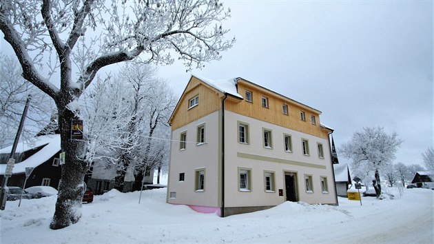 Příchovice, okres Jablonec nad Nisou. Půdní apartmán 2+kk velký 39 metrů čtverečních je na prodej za 2 miliony korun.