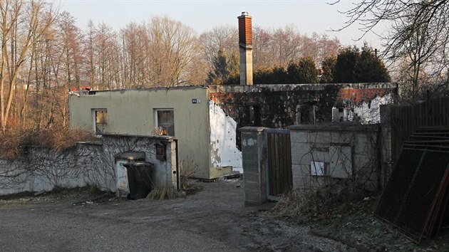 Z domu tylenn rodiny po poru mnoho nezstalo.