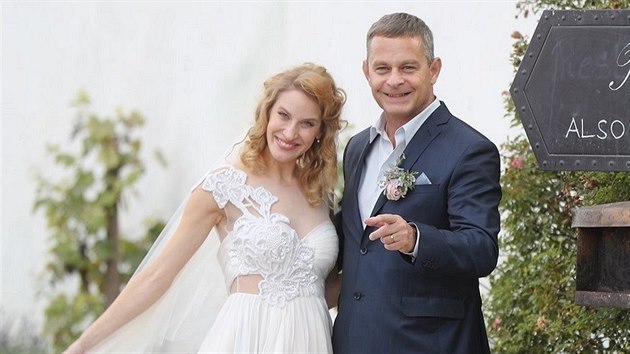 Marie Kružíková a Filip Renč se vzali 22. září 2017 v Praze.