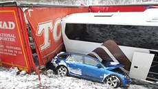 Nehoda u vtrného Jeníkova (16. ledna 2018)