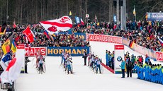 Pohled na samotný zaátek tafetového závodu en v Rupholdingu