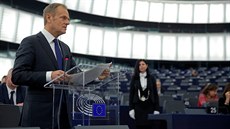 Donald Tusk bhem projevu v Evropském parlamentu (16. ledna 2017)