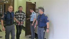 Milan �afránek podle soudu napadl a zardousil matku, odsedí si 11 let....