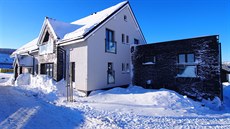Lou�ná pod Klínovcem, okres Chomutov. Apartmán 3+kk s plochou 47,86 metru...