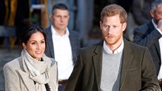 Meghan Markle a princ Harry ve tvrti Brixton na jihu britské metropole...