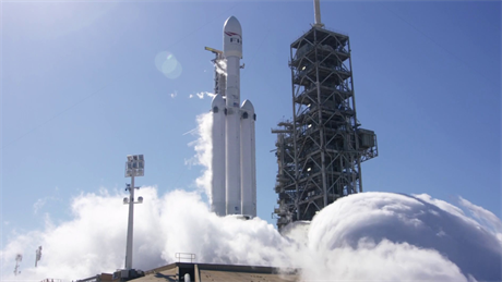 Falcon 9 Heavy bhem testu motor 25. 1. 2018