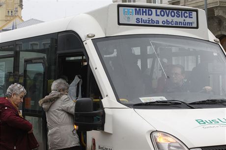 Mstská hromadná doprava v Lovosicích.