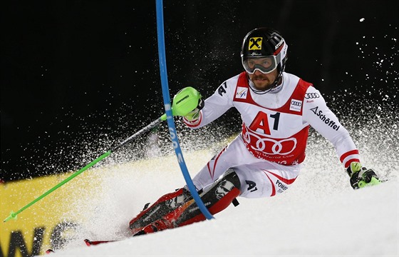 Marcel Hirscher na trati slalomu ve Schladmingu