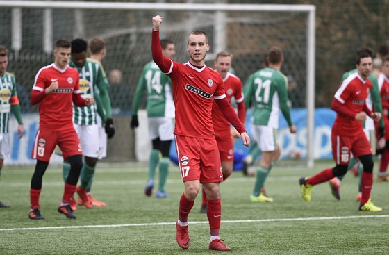 Milo Kratochvíl z Brna se raduje z gólu proti Bohemians.