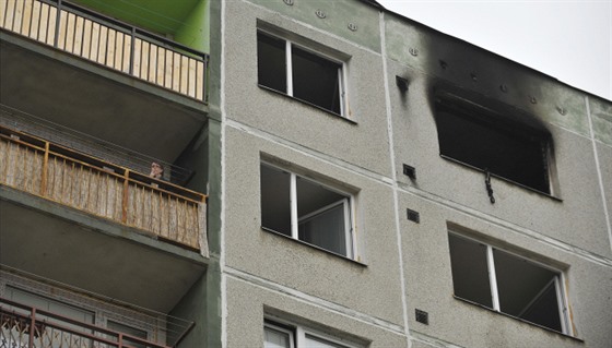- Čtyři oběti si vyžádala exploze a následný požár v bytě panelového domě na...