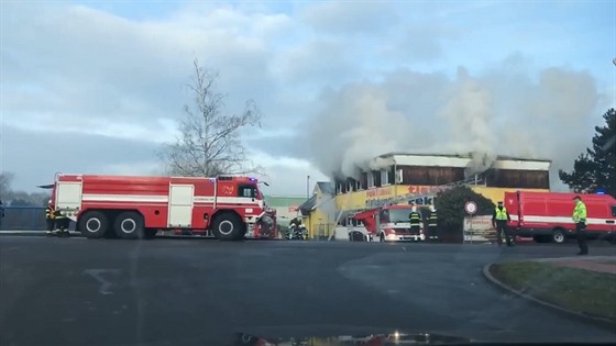 Požár průmyslové haly v Prostějově