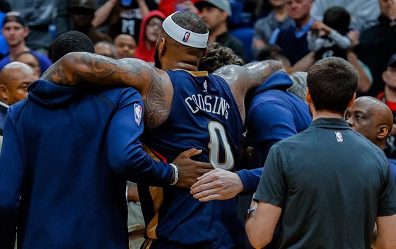 DeMarcus Cousins z New Orleans zápas s Houstonem nedohrál kvli problému s...