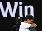 Roger Federer ovládl první set ve finále Australian Open.