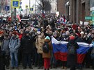 Stoupenci ruského opoziního vdce Alexeje Navalného bhem protestu v Moskv...