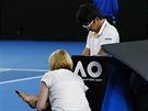 Korejec ong Hjon má na chodidle adu náplastí. Semifinále Australian Open ho...