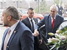 Prezident Milo Zeman pichází do svého volebního tábu v Praze. (27. ledna...