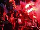 Poltí neonacisté bhem oslav Dne nezávislosti. (11. listopadu 2017)