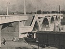 Historická fotografie Libeského mostu