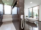 Koupelna en suite s velkorysými rozmry, pohodlným sprchovým koutem i výhledem...