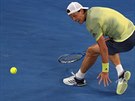 Tomá Berdych ve tvrtfinále Australian Open s Rogerem Federerem.