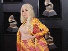 Zpvaka Ava Max na udílení cen Grammy (New York, 28. ledna 2018)