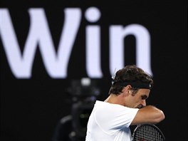 Roger Federer ovldl prvn set ve finle Australian Open.