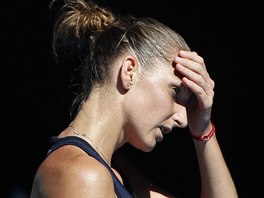 esk tenistka Karolna Plkov ve trtfinlovm utkn Australian Open proti...