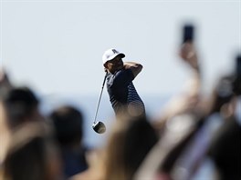 Oste sledovan Tiger Woods na turnaji Farmers Insurance Open v San Diegu.
