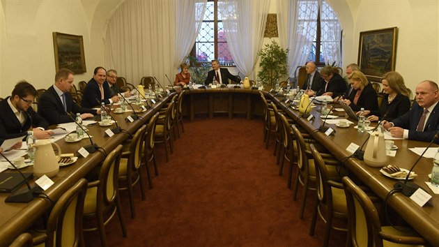 Sněmovní mandátový a imunitní výbor pokračoval v projednávání soudních žádostí o vydání Bohuslava Svobody a Pavla Růžičky (23. ledna 2018)
