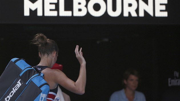 Karolna Plkov se lou s Melbourne po vyazen ve tvrtfinle Australian Open.