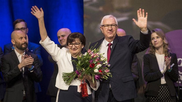 Prezidentský kandidát Jiří Drahoš poděkoval voličům a pogratuloval Miloši...