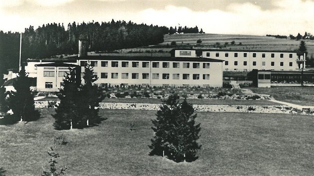 Komplex sloužil v 50. a 60. letech k léčbě tuberkulózy a poté i dalších plicních onemocnění. Později vznikla tři oddělení - léčebna dlouhodobě nemocných, oddělení sociálních lůžek a plicní.