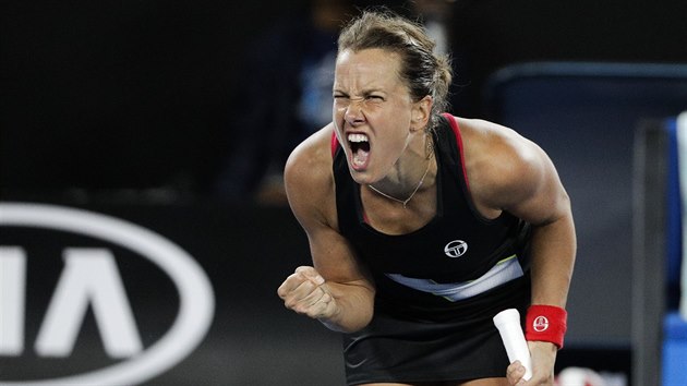 V EMOCCH. Barbora Strcov v osmifinle Australian Open.