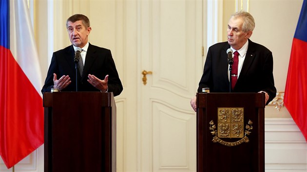 Prezident p�ijal na Pra�sk�m hrad� demisi vl�dy Andreje Babi�e. (24. 1. 2018)