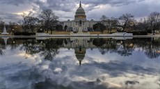 Americký Senát se nedokázal dohodnout na doasném rozpotu pro federální vládu...