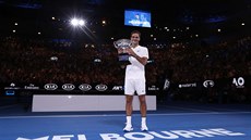 V Melbourne získal Federer rovn estou trofej z Australian Open.