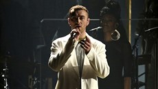 Sam Smith na pedávání edesátých cen Grammy v newyorské Madison Square Garden...