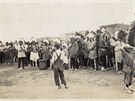 Indiáni z kmene Pueblo a dalí obyvatelé Nového Mexika na nedatovaném snímku.