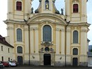 elní pohled na kostel Navtívení Panny Marie v Hejnicích v okrese Liberec