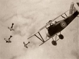 Falešné fotografie leteckých soubojů od W. D. Archera se dlouhá desetiletí...