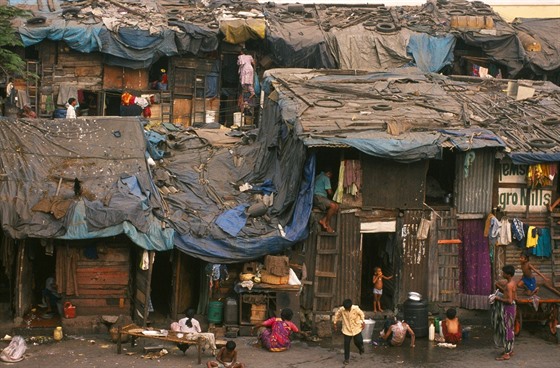 V chudinských čtvrtích Bombaje žije více než polovina obyvatel města.